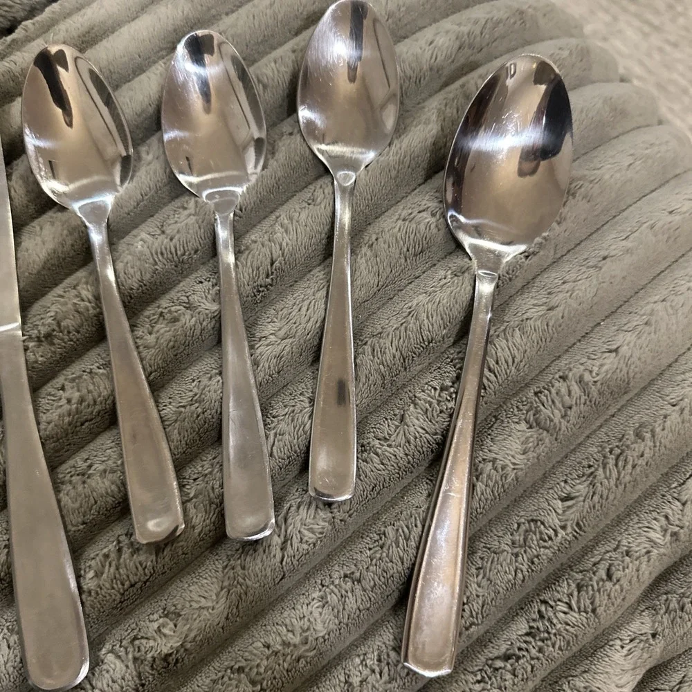 Oneida ss flatware